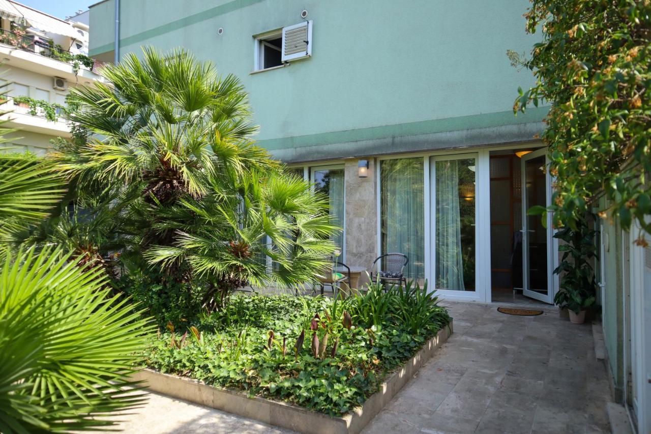 Apartments Okuka Split Exterior foto