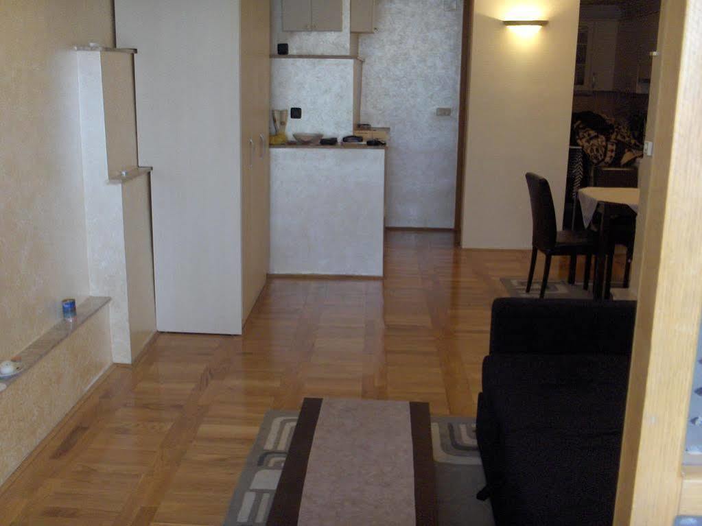 Apartments Okuka Split Exterior foto