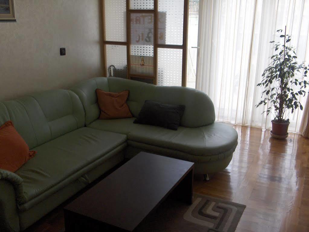 Apartments Okuka Split Exterior foto